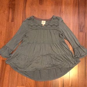 Women’s blue flowy blouse